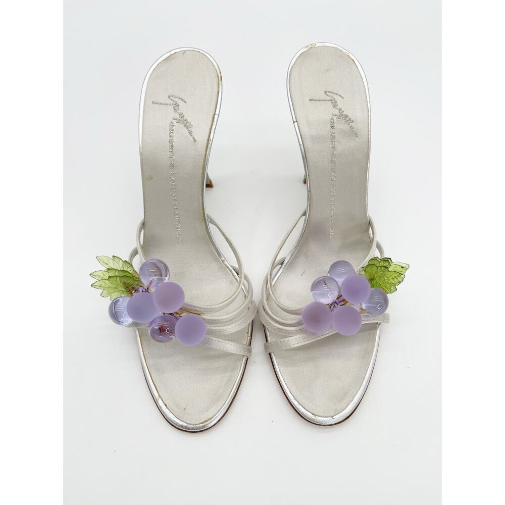 Giuseppe Zanotti Vintage Silver Satin Grape Embellished Mule Sandal Heels IT 38 - Picture 6 of 15
